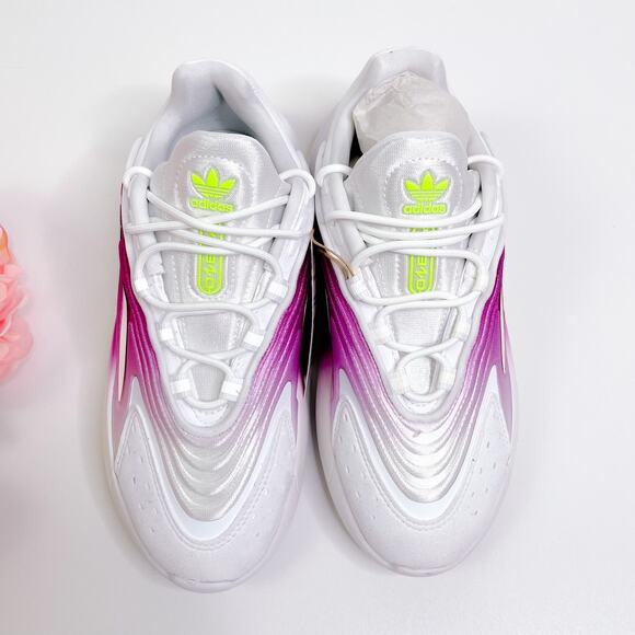 Adidas Ozelia Originals Lace Up Running Shoes White Signal Green size 5.5 NEW - Picture 3 of 12